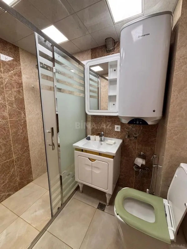 Kirayə verilir 2 otaqlı mənzil 70 m²