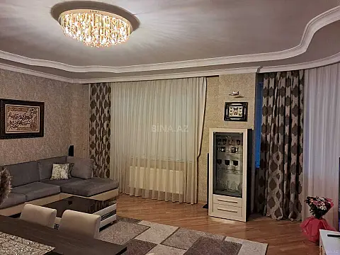 Satılır 4 otaqlı mənzil 204 m²