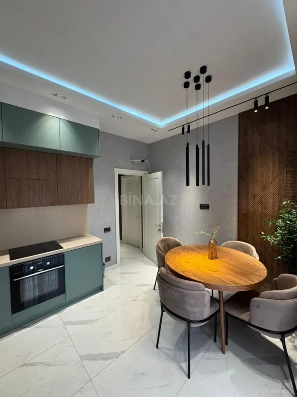 Kirayə verilir 3 otaqlı mənzil 140 m²