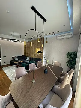 Kirayə verilir 3 otaqlı mənzil 140 m²