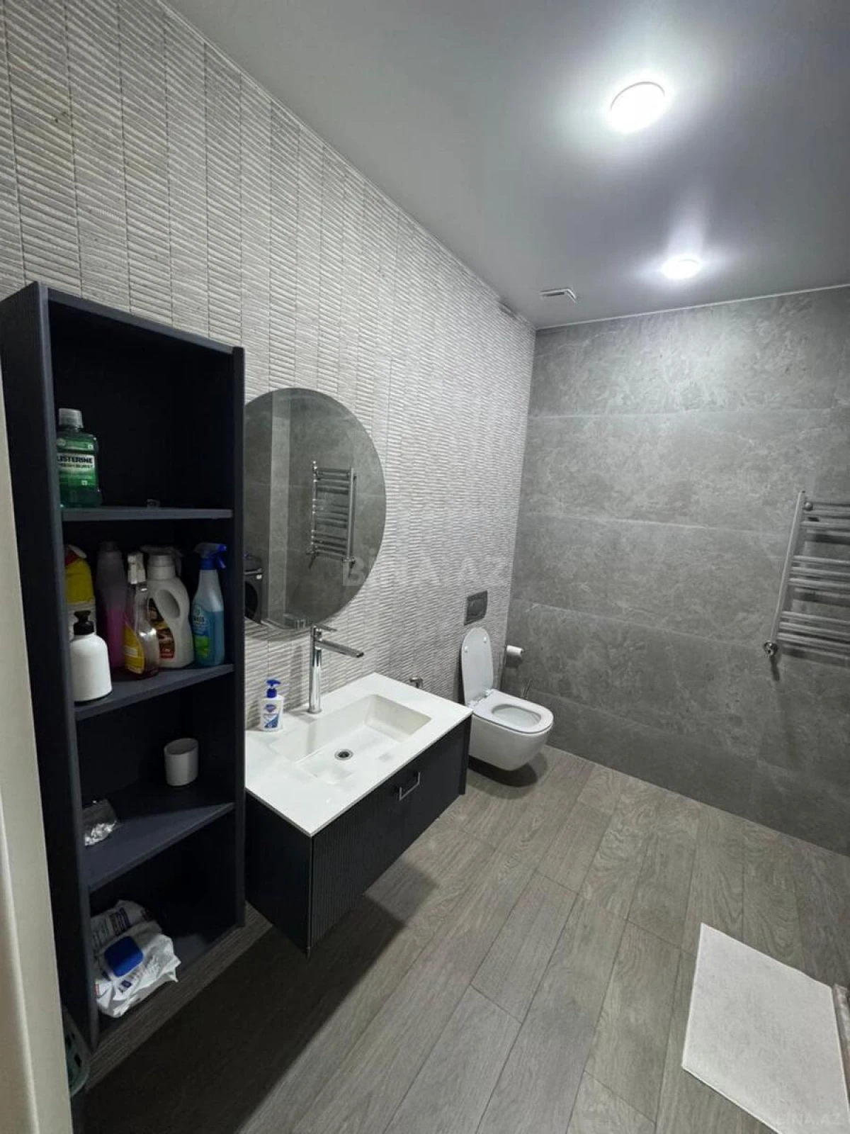 Kirayə verilir 3 otaqlı mənzil 140 m²