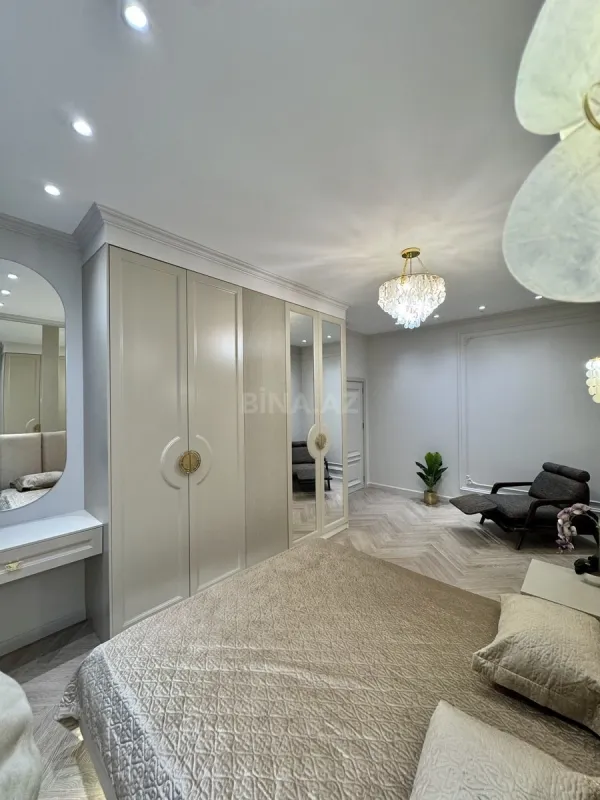 Satılır 3 otaqlı mənzil 91 m²