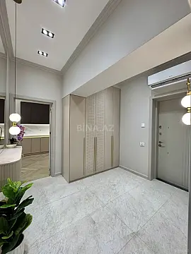 Satılır 3 otaqlı mənzil 91 m²