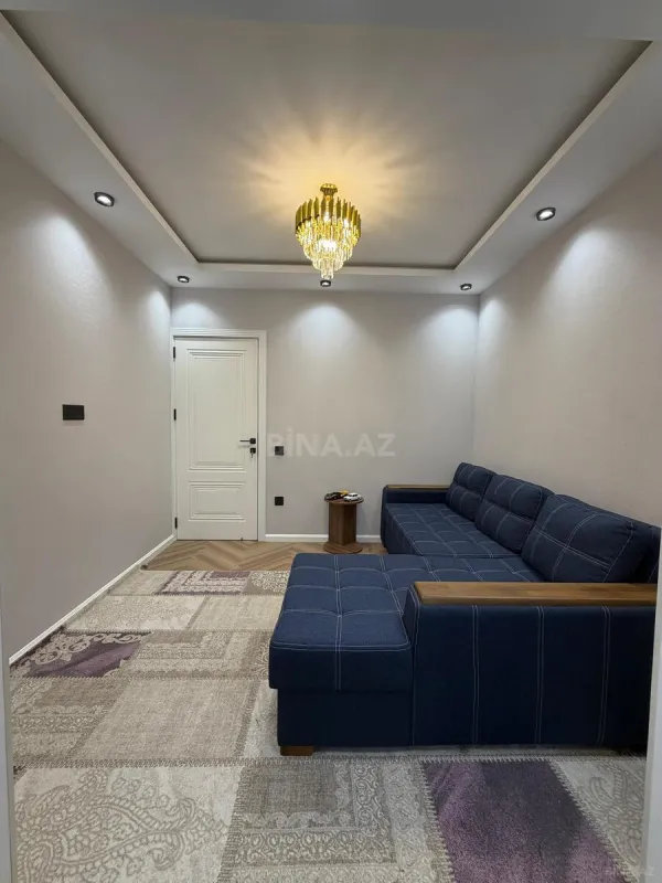 Satılır 5 otaqlı mənzil 120 m²