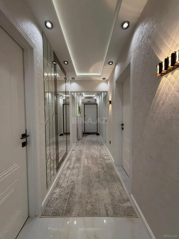 Satılır 5 otaqlı mənzil 120 m²