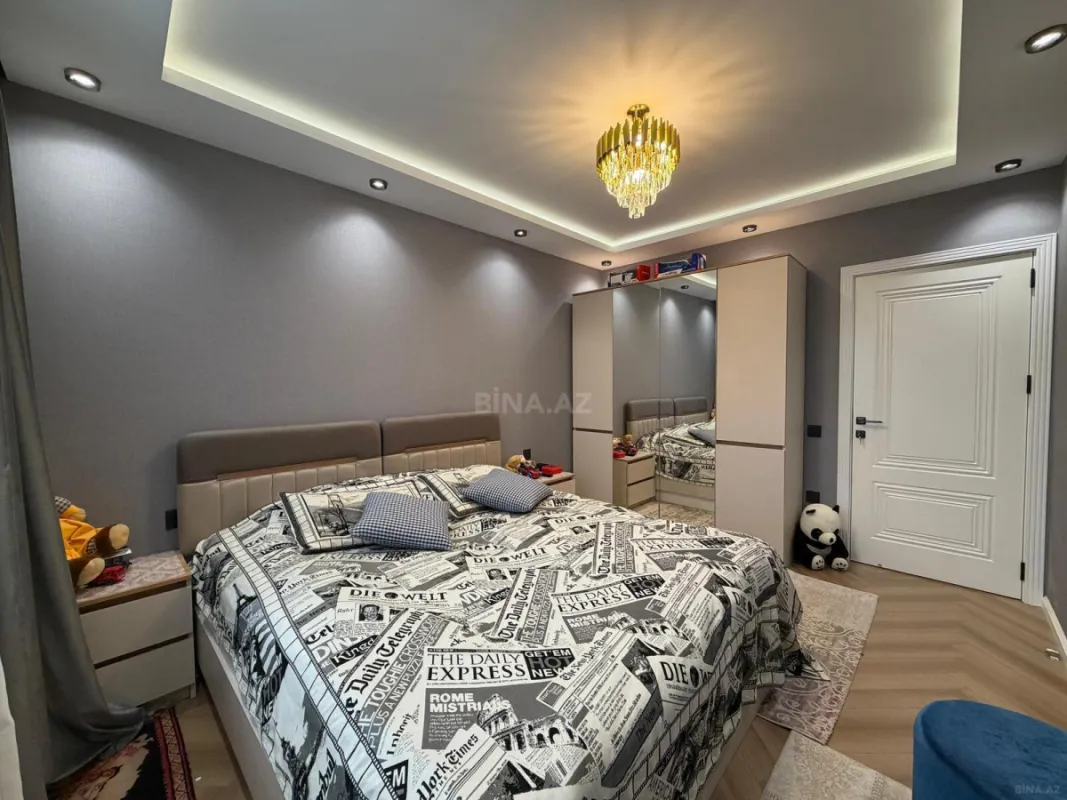 Satılır 5 otaqlı mənzil 120 m²