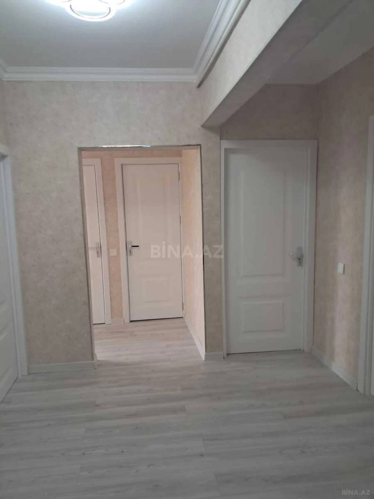 Satılır 3 otaqlı mənzil 70 m²