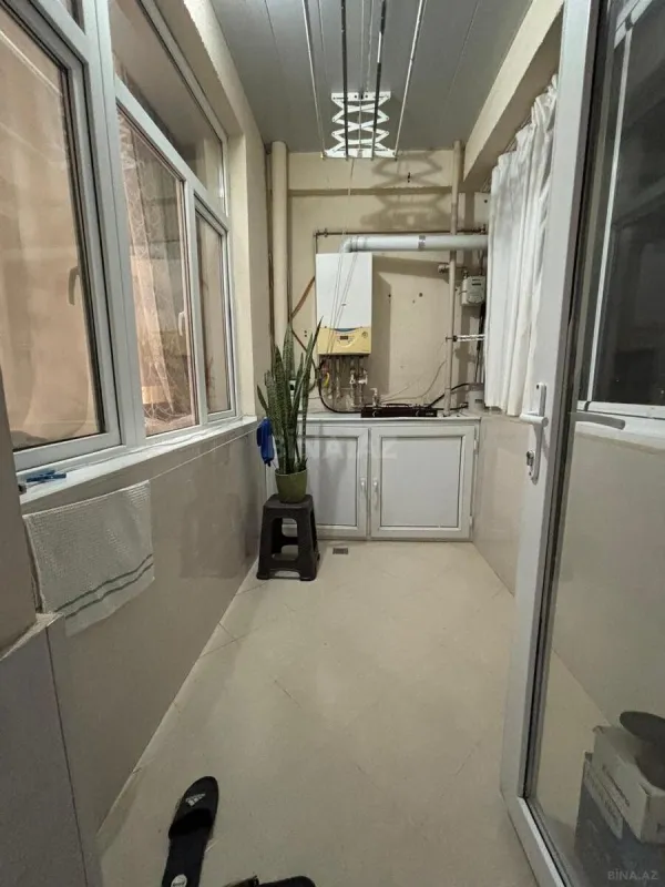 Satılır 2 otaqlı mənzil 75 m²