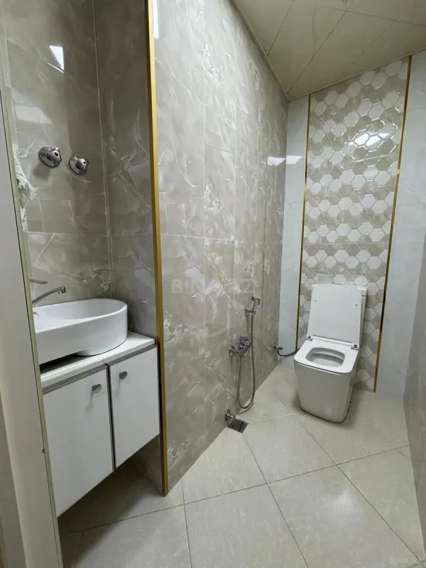 Satılır 2 otaqlı mənzil 75 m²