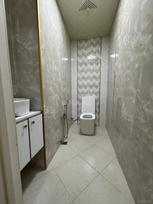 Satılır 2 otaqlı mənzil 75 m²