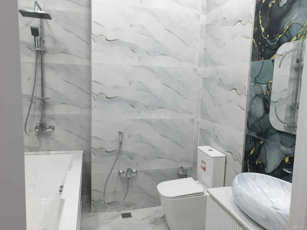 Kirayə verilir 3 otaqlı mənzil 145 m²