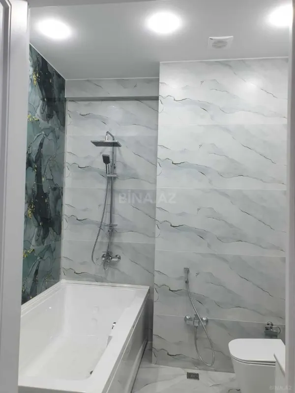 Kirayə verilir 3 otaqlı mənzil 145 m²