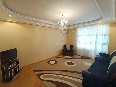 Kirayə verilir 2 otaqlı mənzil 85 m²