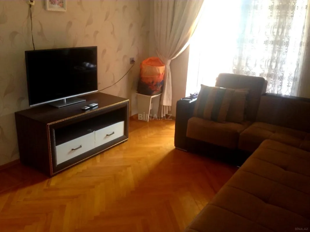 Satılır 2 otaqlı mənzil 65 m²