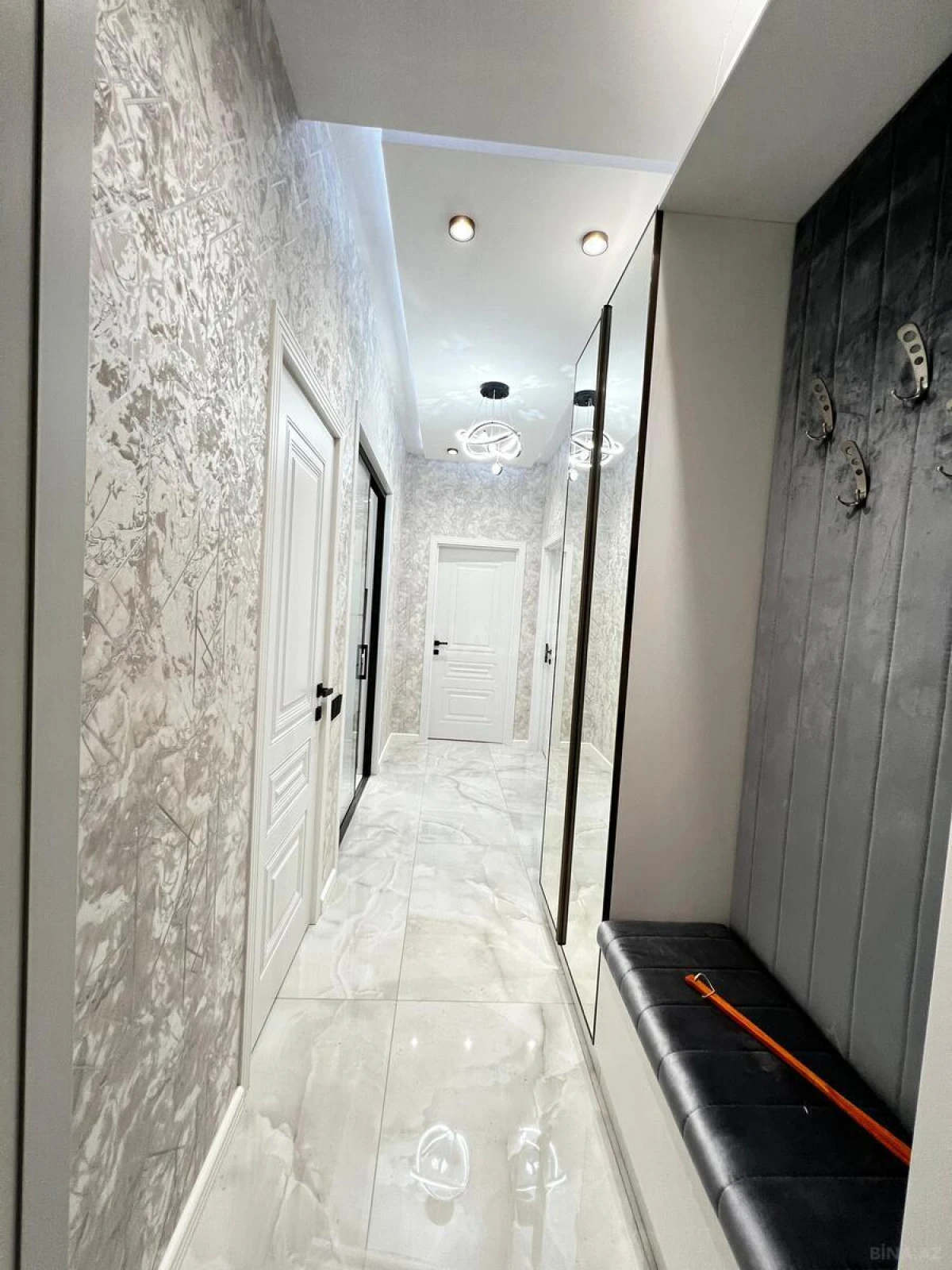 Satılır 2 otaqlı mənzil 59 m²