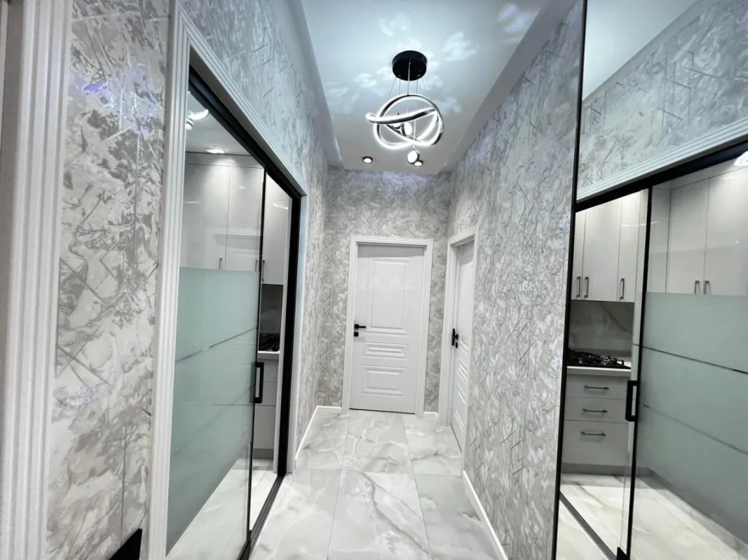 Satılır 2 otaqlı mənzil 59 m²