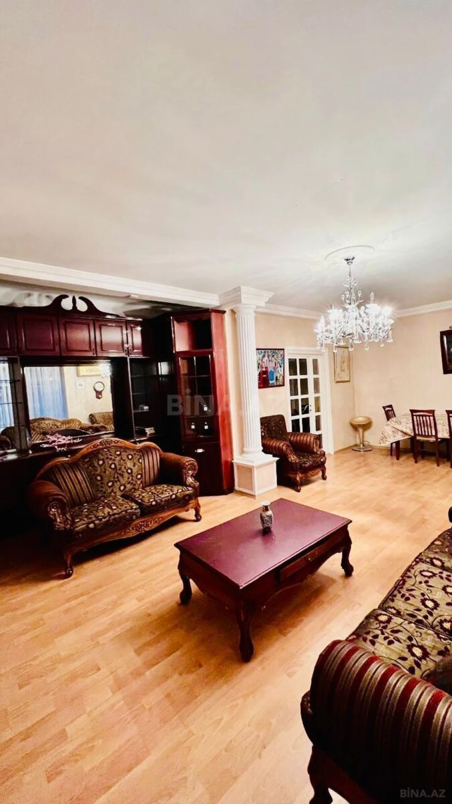 Kirayə verilir 3 otaqlı mənzil 130 m²