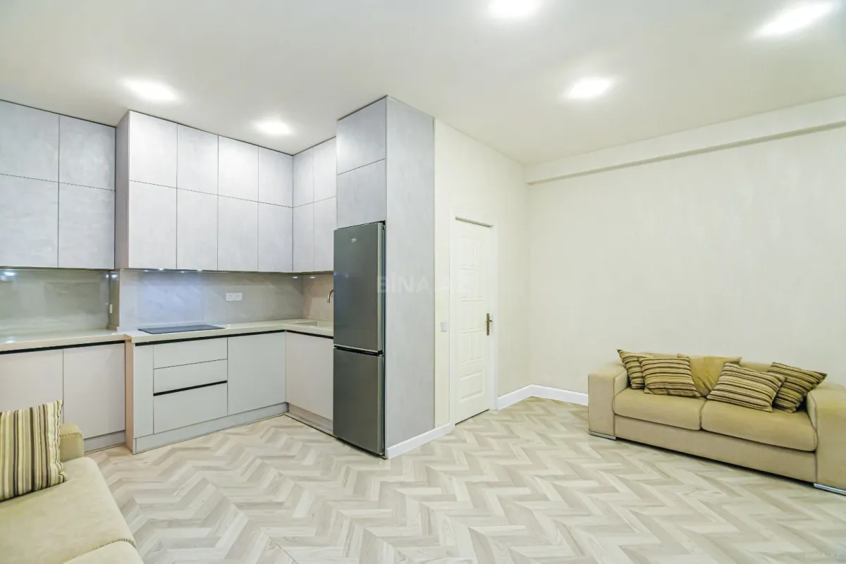 Satılır 3 otaqlı mənzil 87 m²