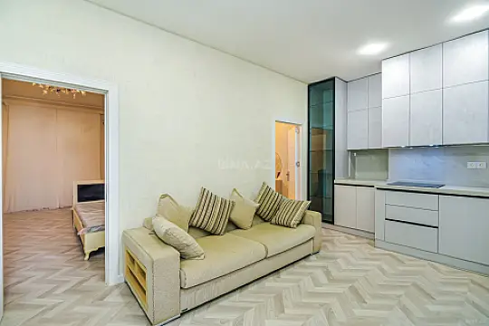 Satılır 3 otaqlı mənzil 87 m²