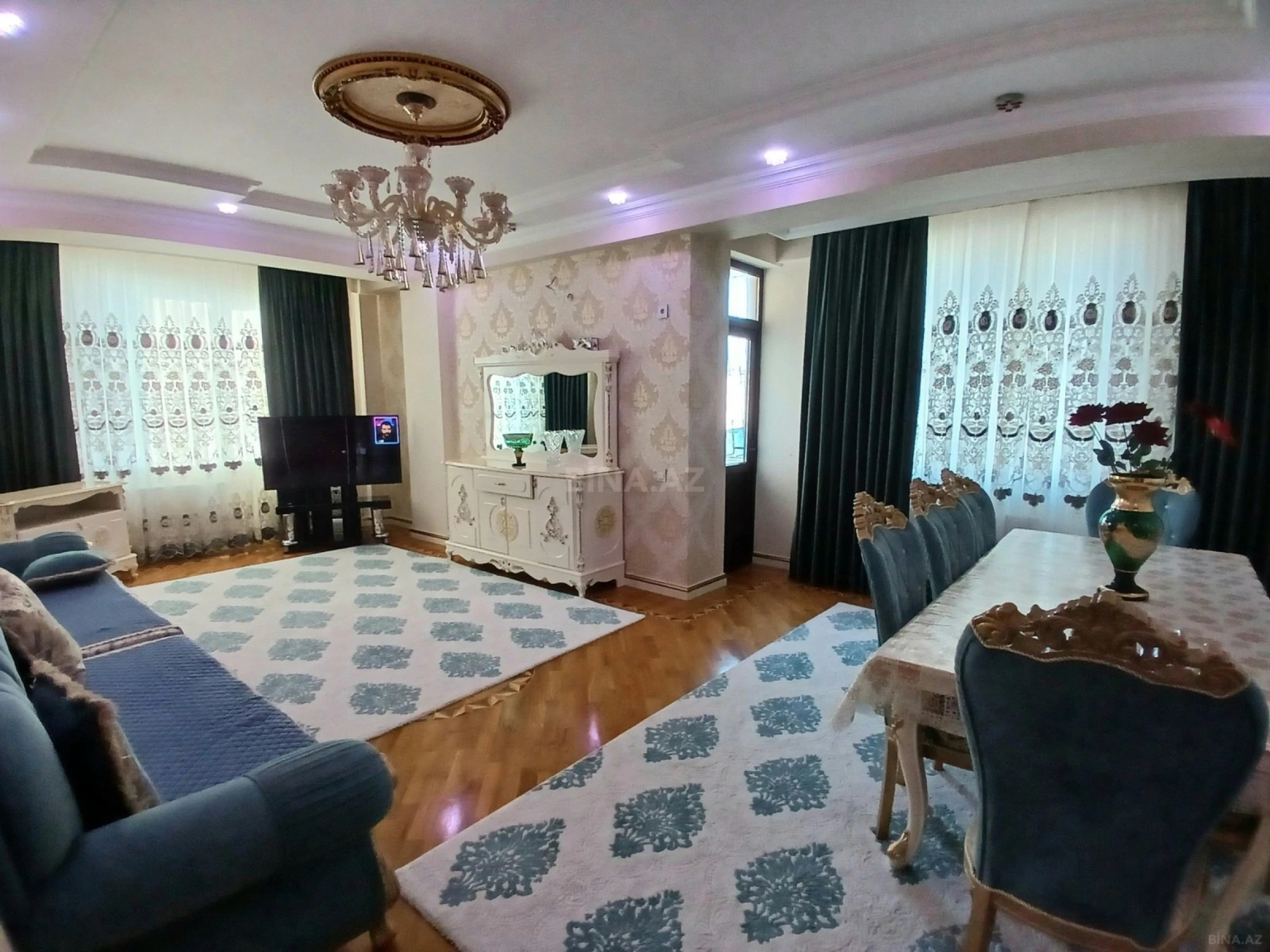 Satılır 3 otaqlı mənzil 120 m²