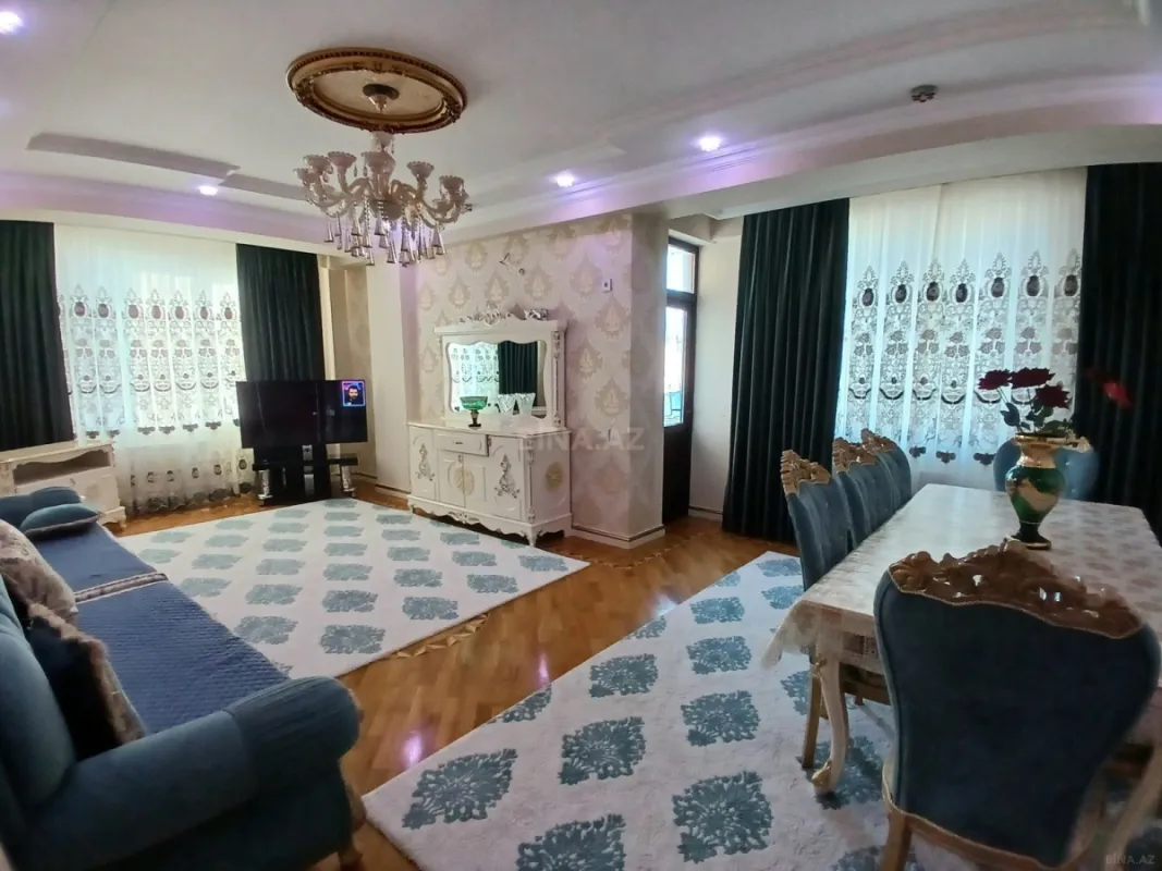 Satılır 3 otaqlı mənzil 120 m²