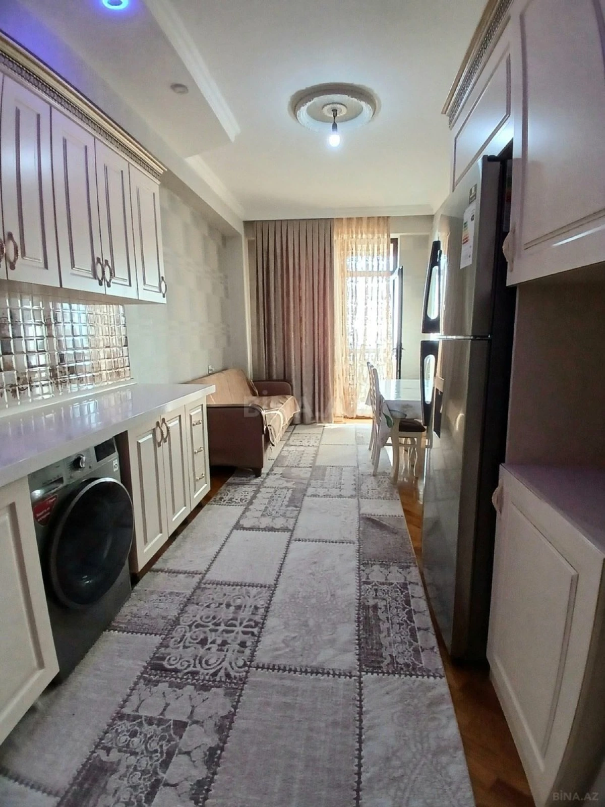 Satılır 3 otaqlı mənzil 120 m²