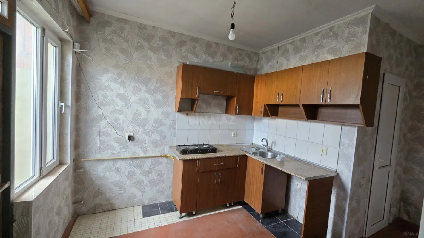 Satılır 1 otaqlı həyət evi 45 m²