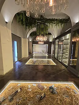 Kirayə verilir obyekt 160 m²