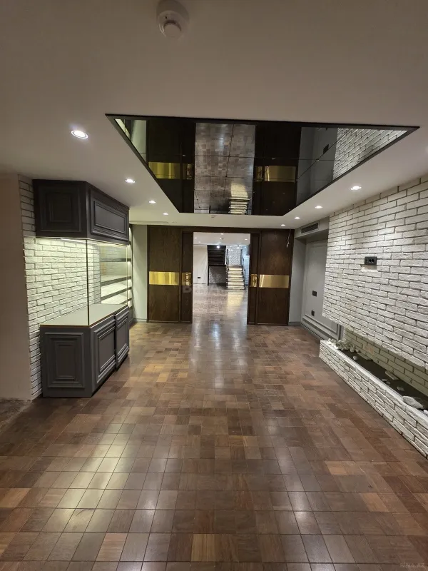 Kirayə verilir obyekt 160 m²