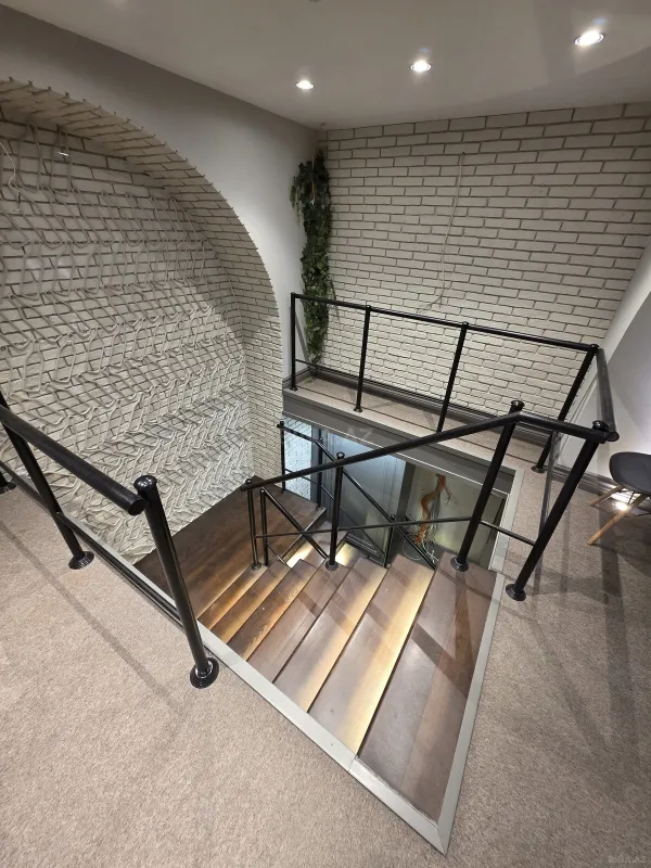 Kirayə verilir obyekt 160 m²