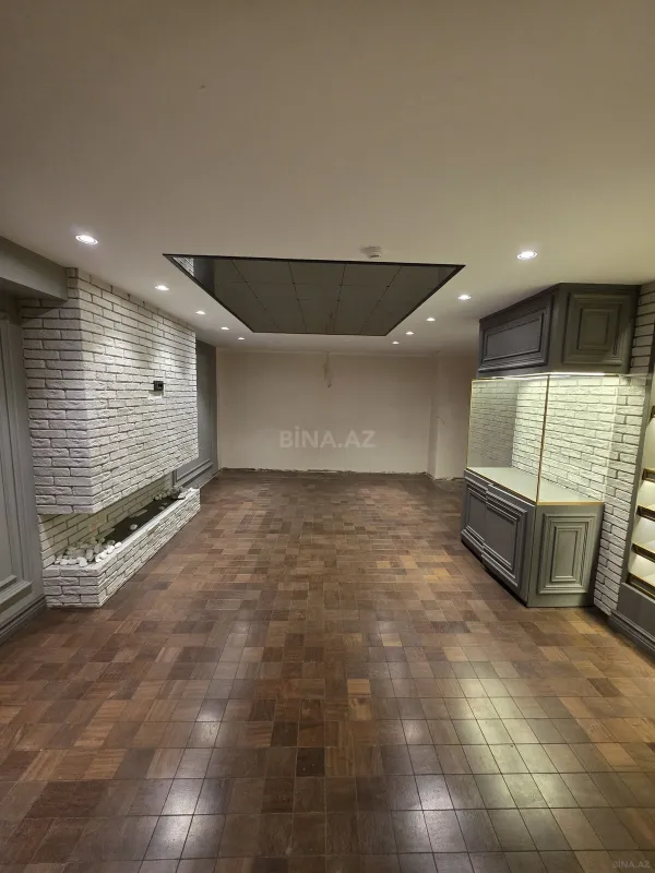 Kirayə verilir obyekt 160 m²