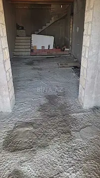 Satılır 9 otaqlı həyət evi 600 m²
