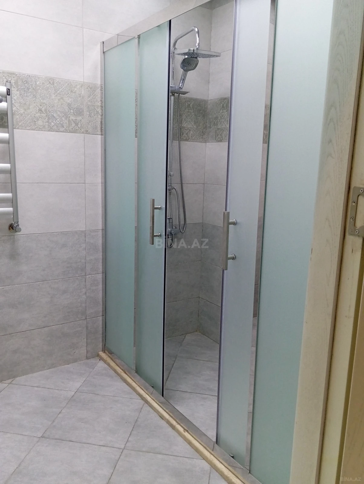 Kirayə verilir 3 otaqlı mənzil 110 m²