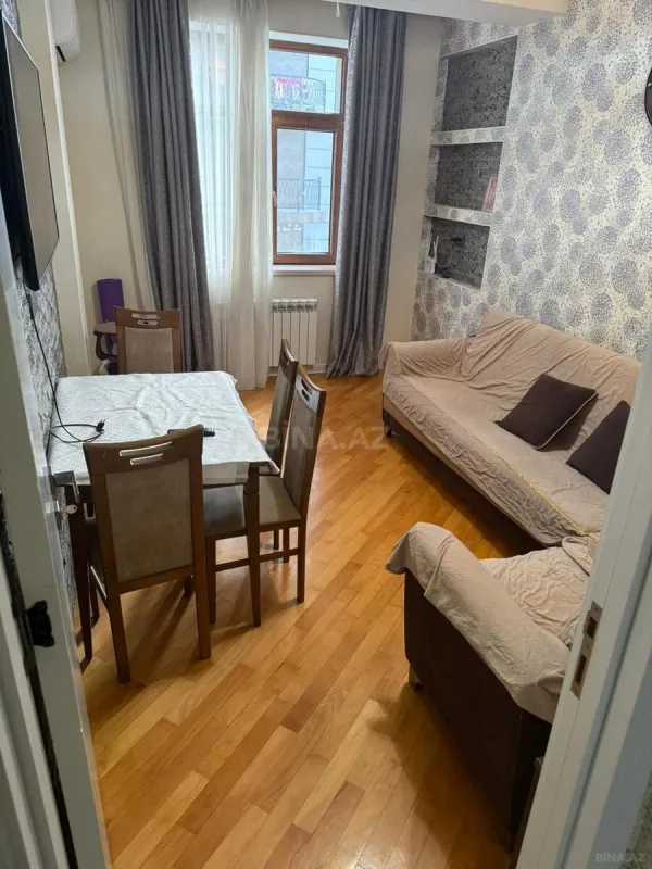 Satılır 2 otaqlı mənzil 60 m²