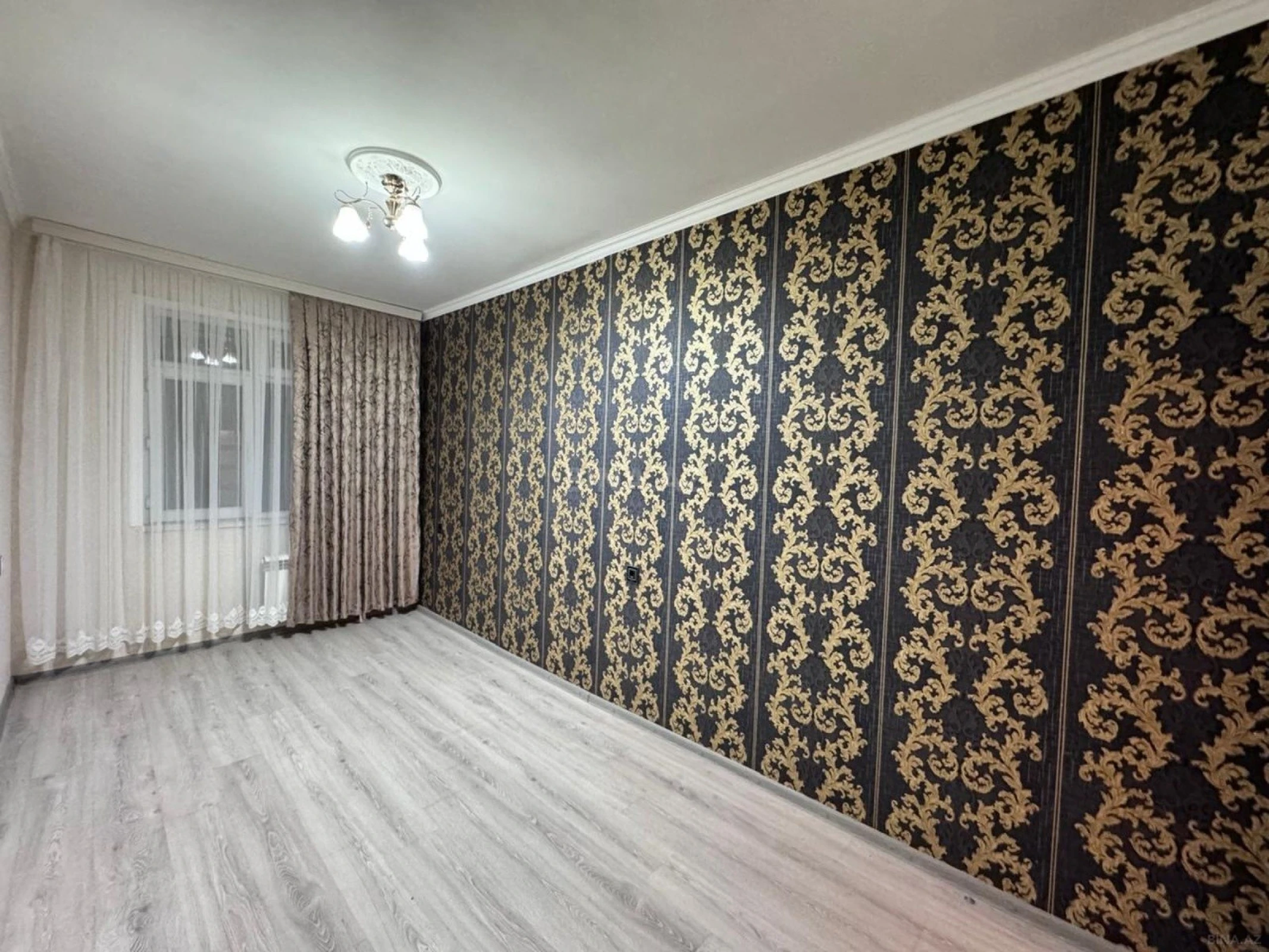 Satılır 2 otaqlı mənzil 55 m²
