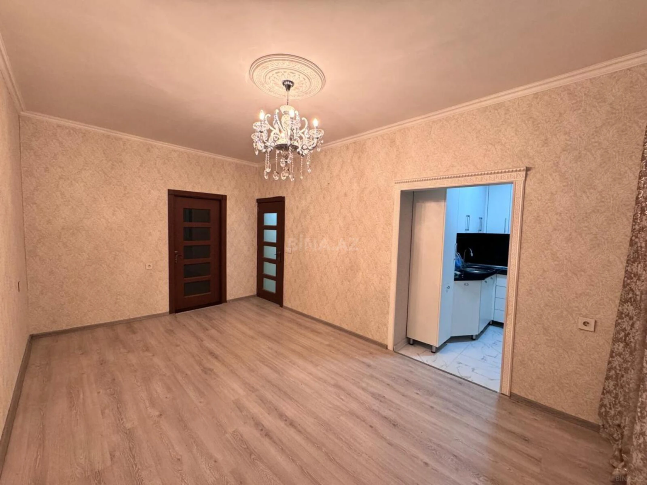 Satılır 2 otaqlı mənzil 55 m²