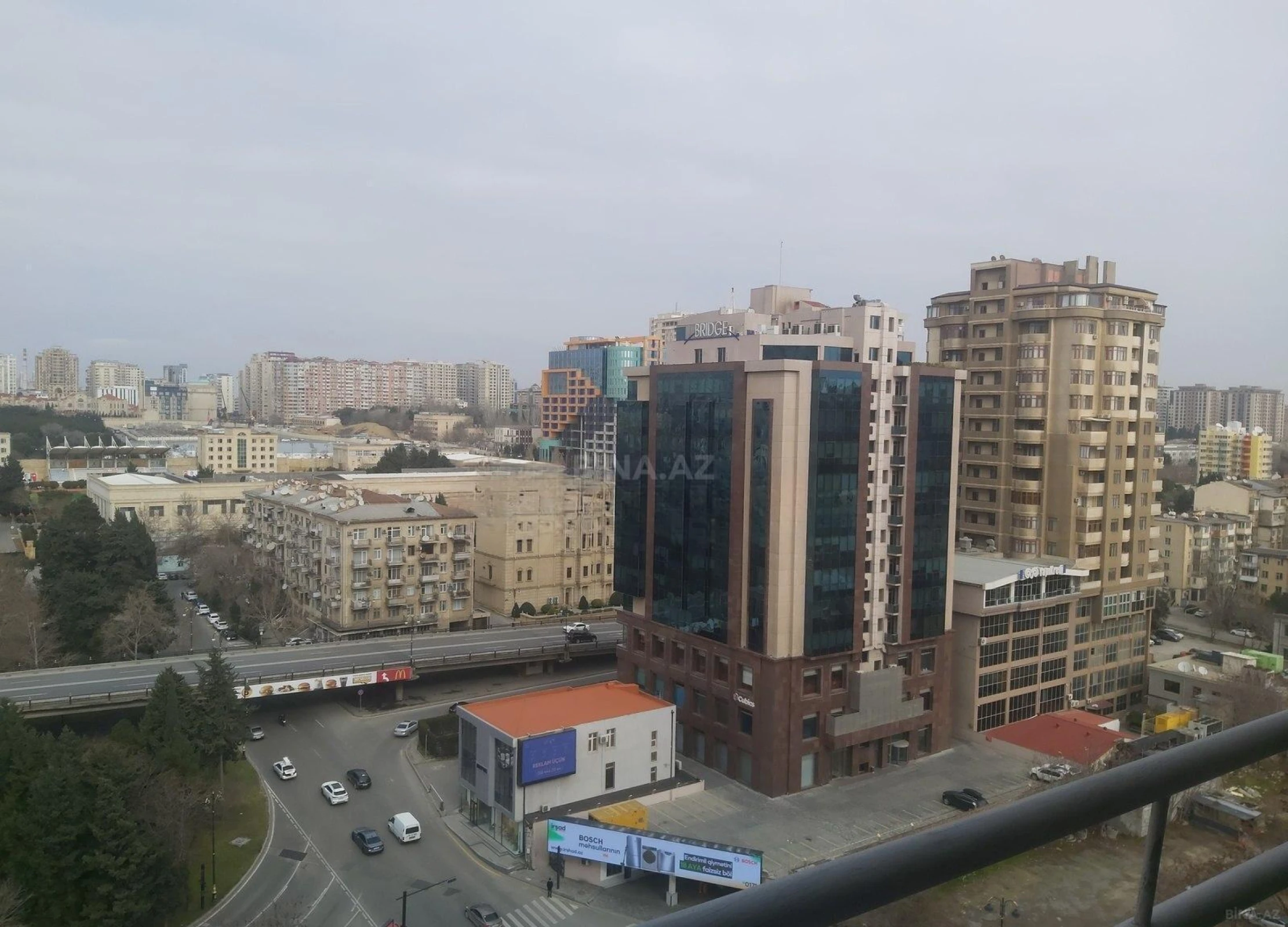 Satılır 3 otaqlı mənzil 110 m²