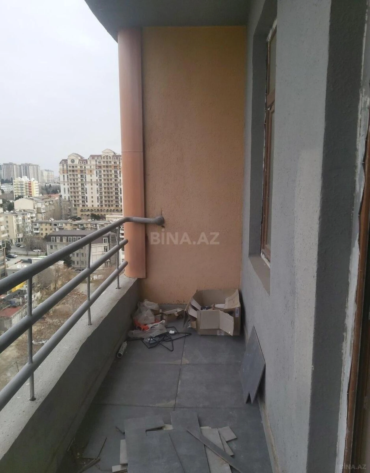 Satılır 3 otaqlı mənzil 110 m²