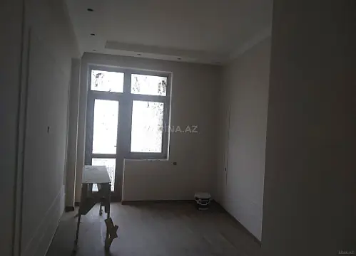 Satılır 3 otaqlı mənzil 110 m²