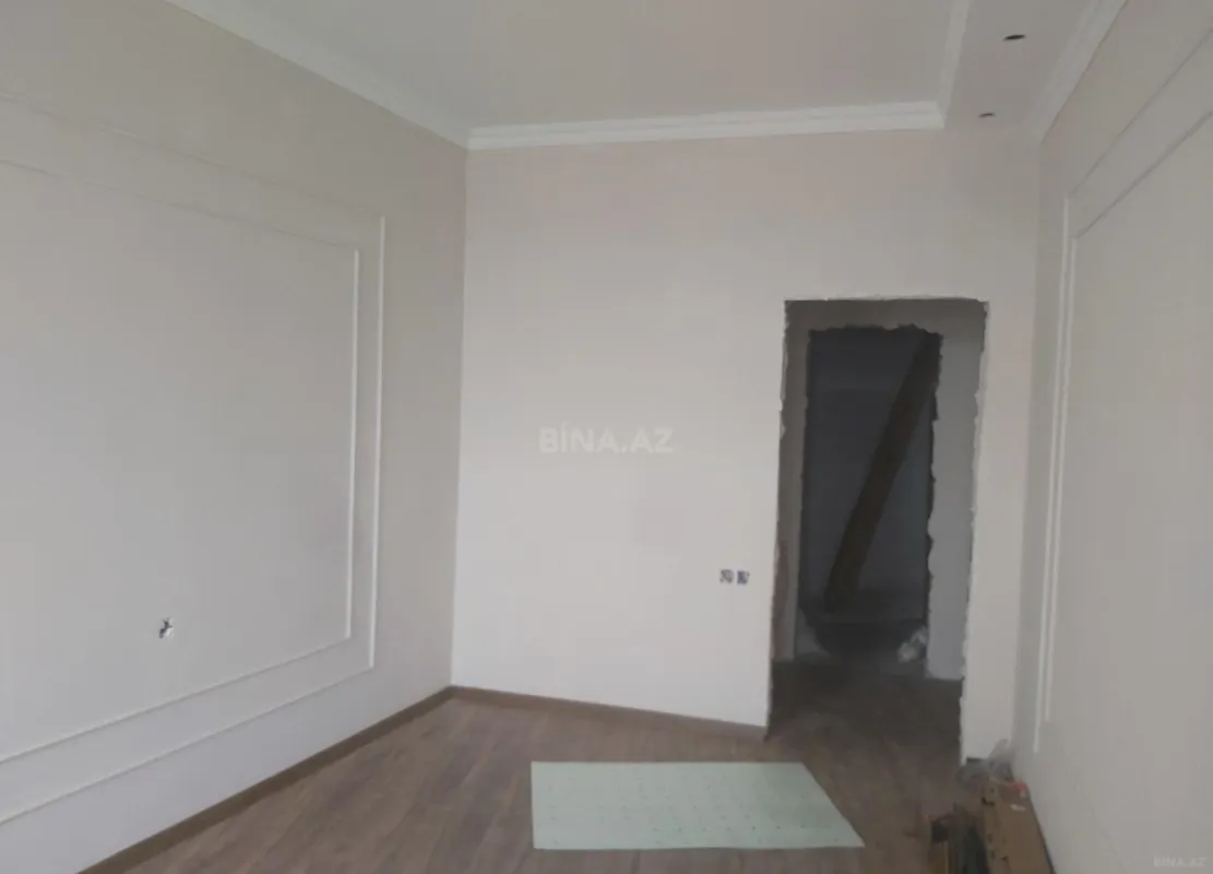 Satılır 3 otaqlı mənzil 110 m²