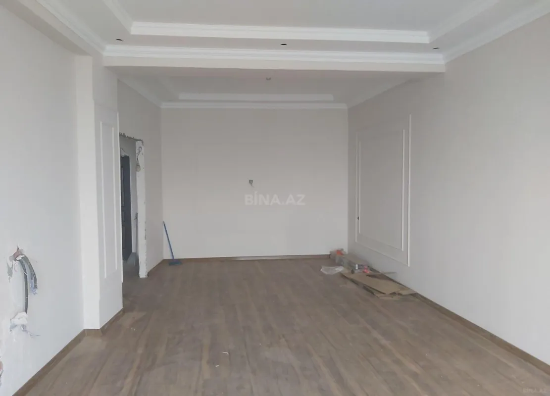 Satılır 3 otaqlı mənzil 110 m²