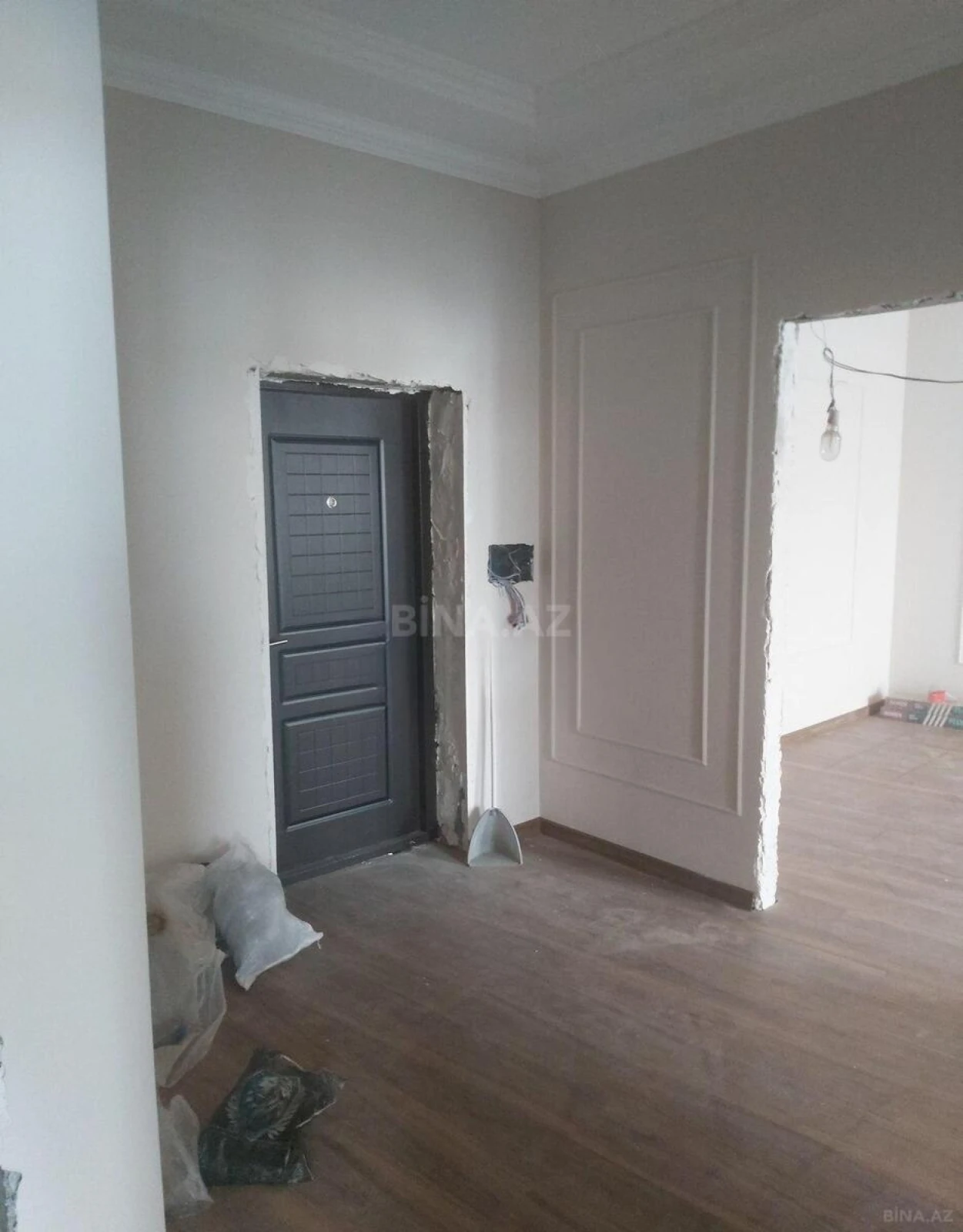 Satılır 3 otaqlı mənzil 110 m²