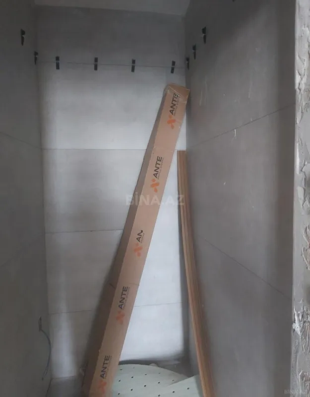 Satılır 3 otaqlı mənzil 110 m²