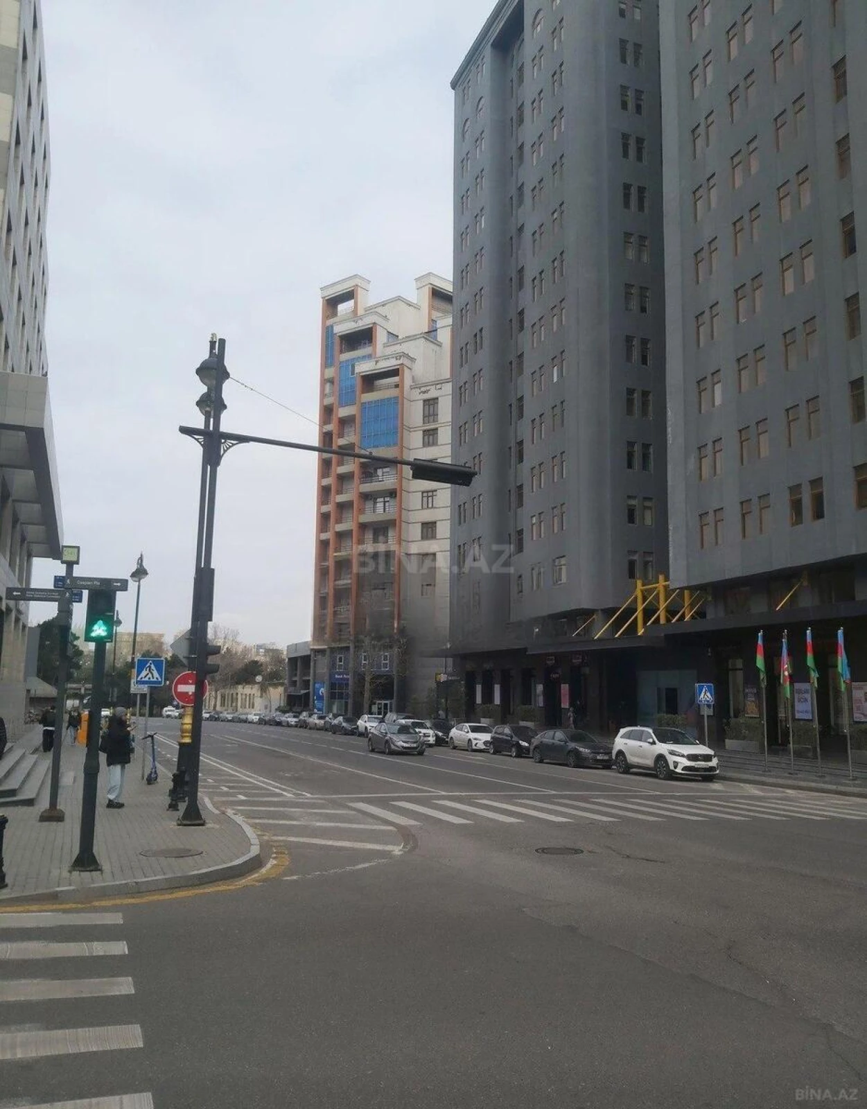 Satılır 3 otaqlı mənzil 110 m²