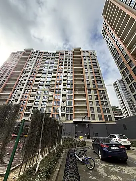 Satılır 2 otaqlı mənzil 62 m²