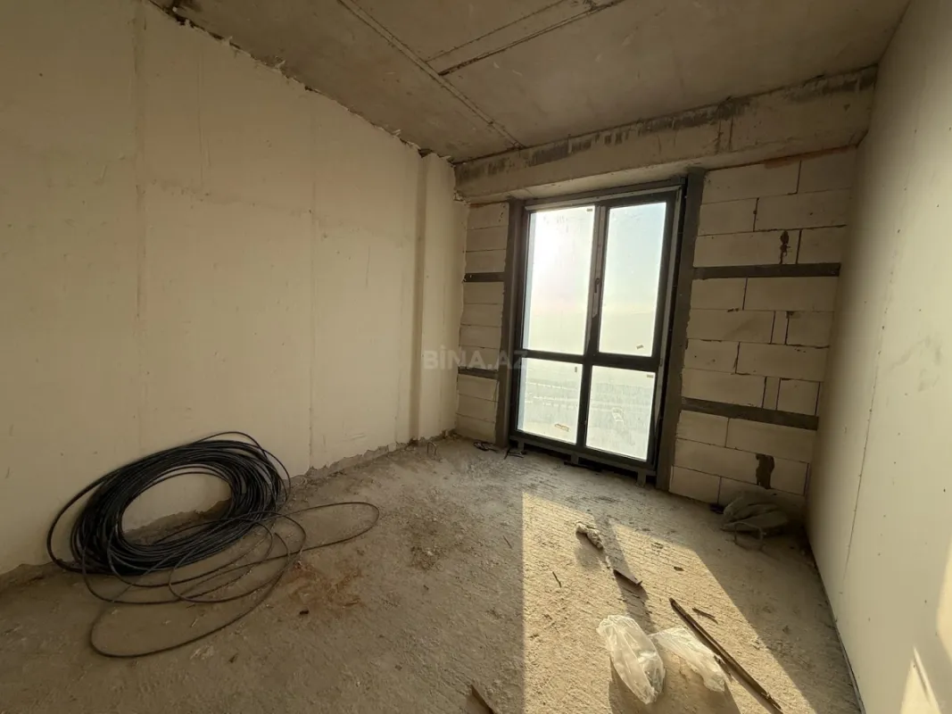 Satılır 2 otaqlı mənzil 62 m²