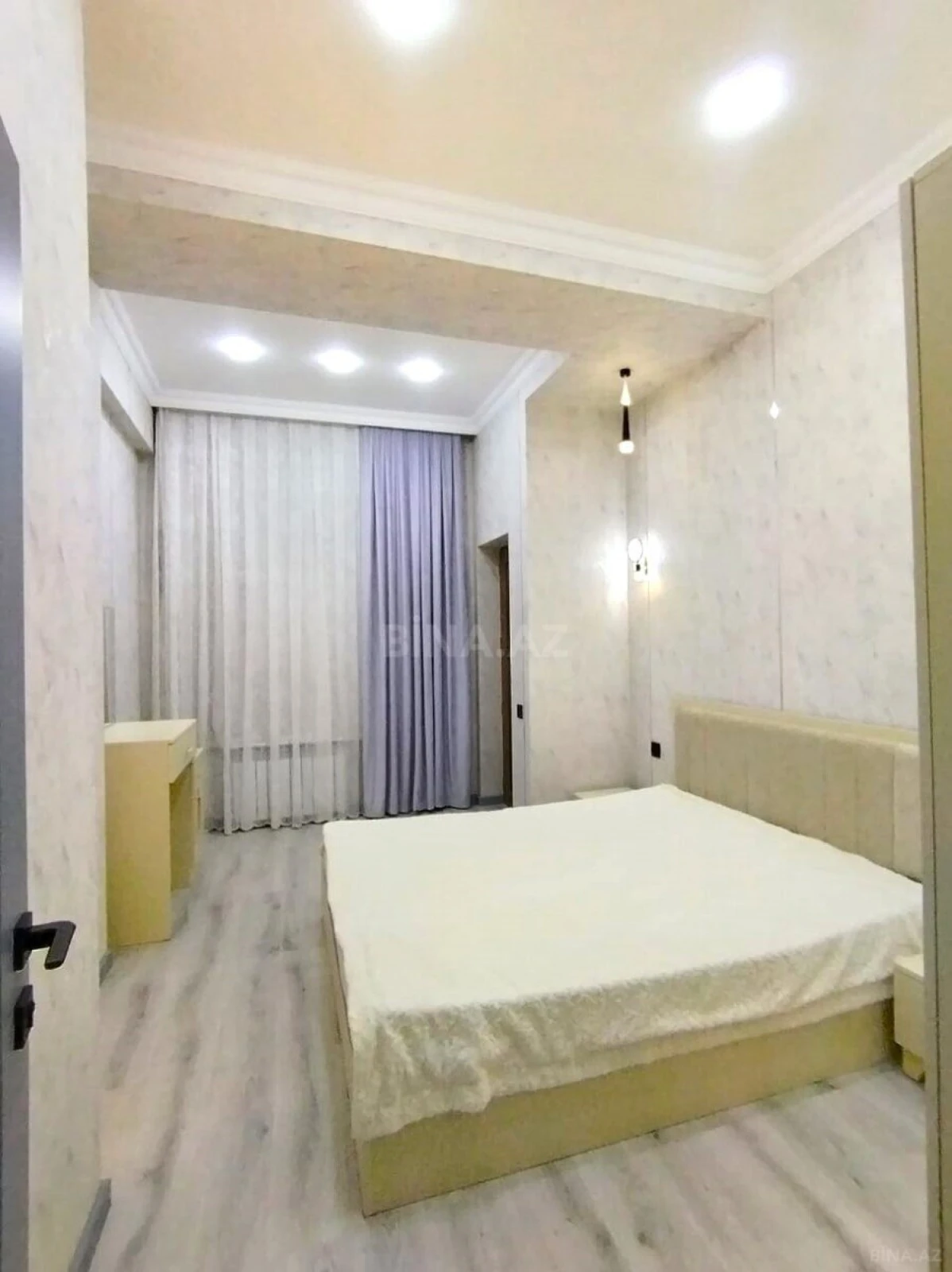Satılır 3 otaqlı mənzil 100 m²