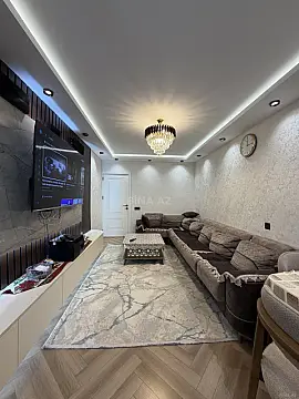 Satılır 5 otaqlı mənzil 120 m²