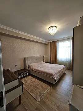 Satılır 3 otaqlı mənzil 82.4 m²