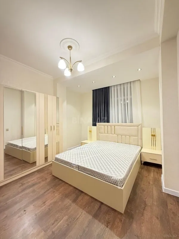 Satılır 2 otaqlı mənzil 80 m²